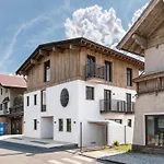 Appartement In Kirchberg Near Lift *