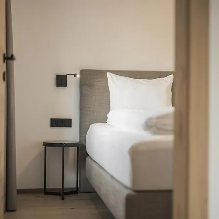 Apartment In Kirchberg Near Lift