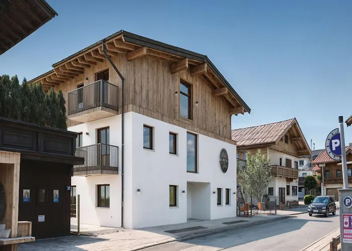 In Kirchberg Near Lift Apartment